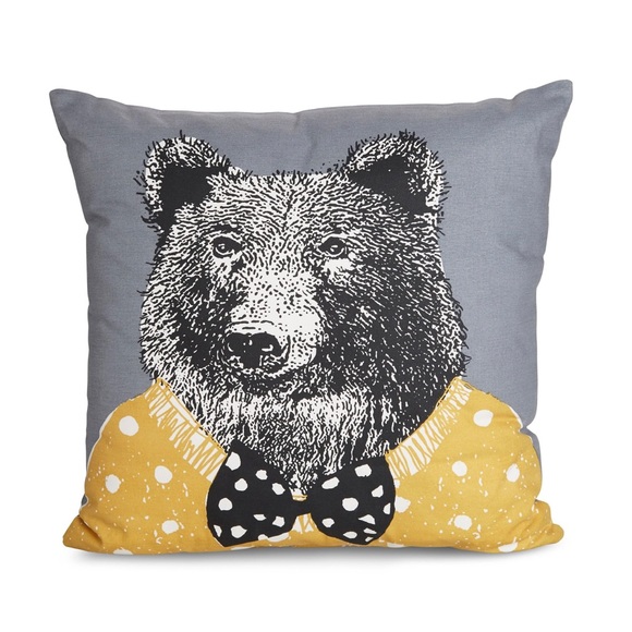 Grizzly Bear 🐻 Decorative Pillow Set of 2 NWOT - Picture 1 of 10